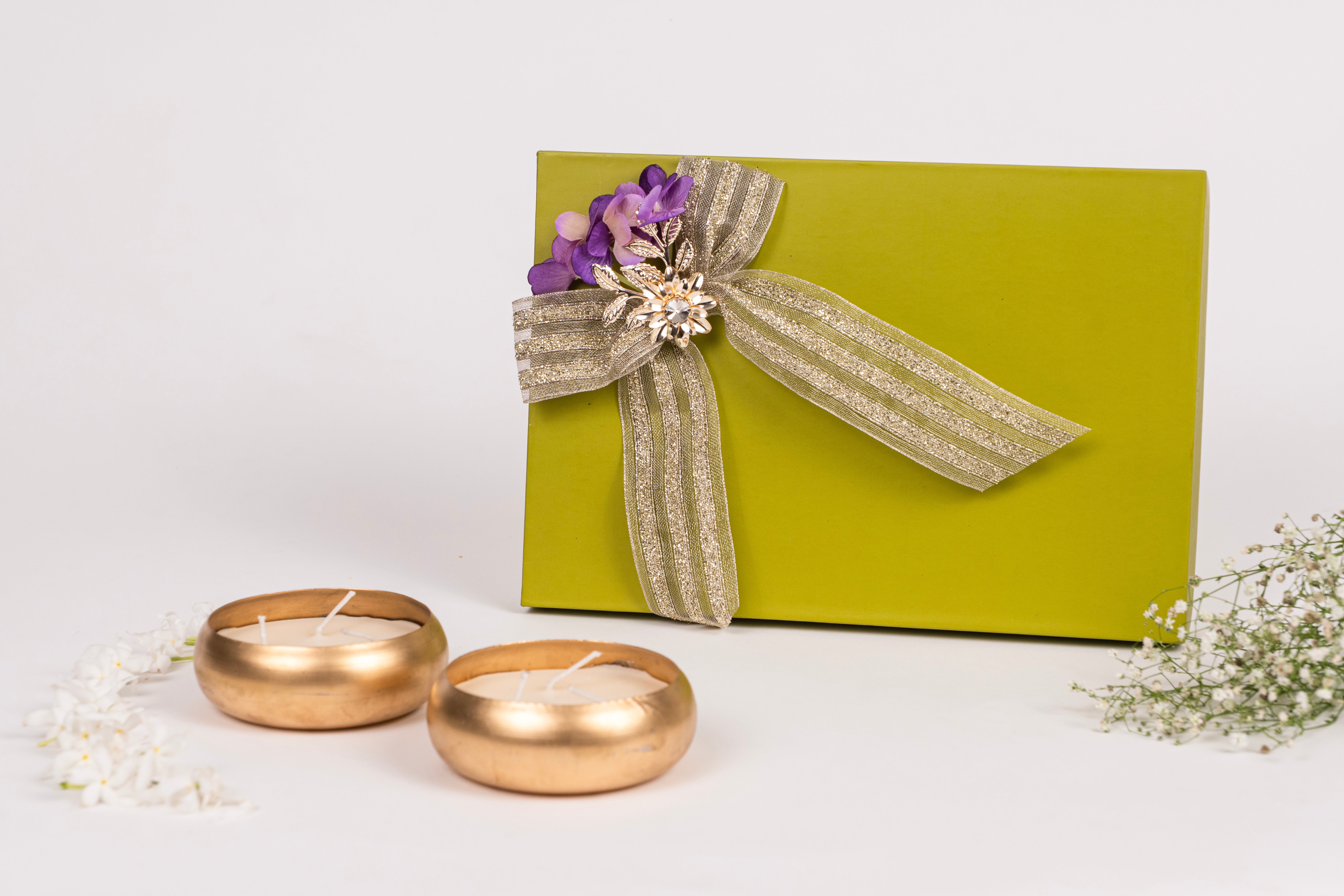 Urli candle gift hamper