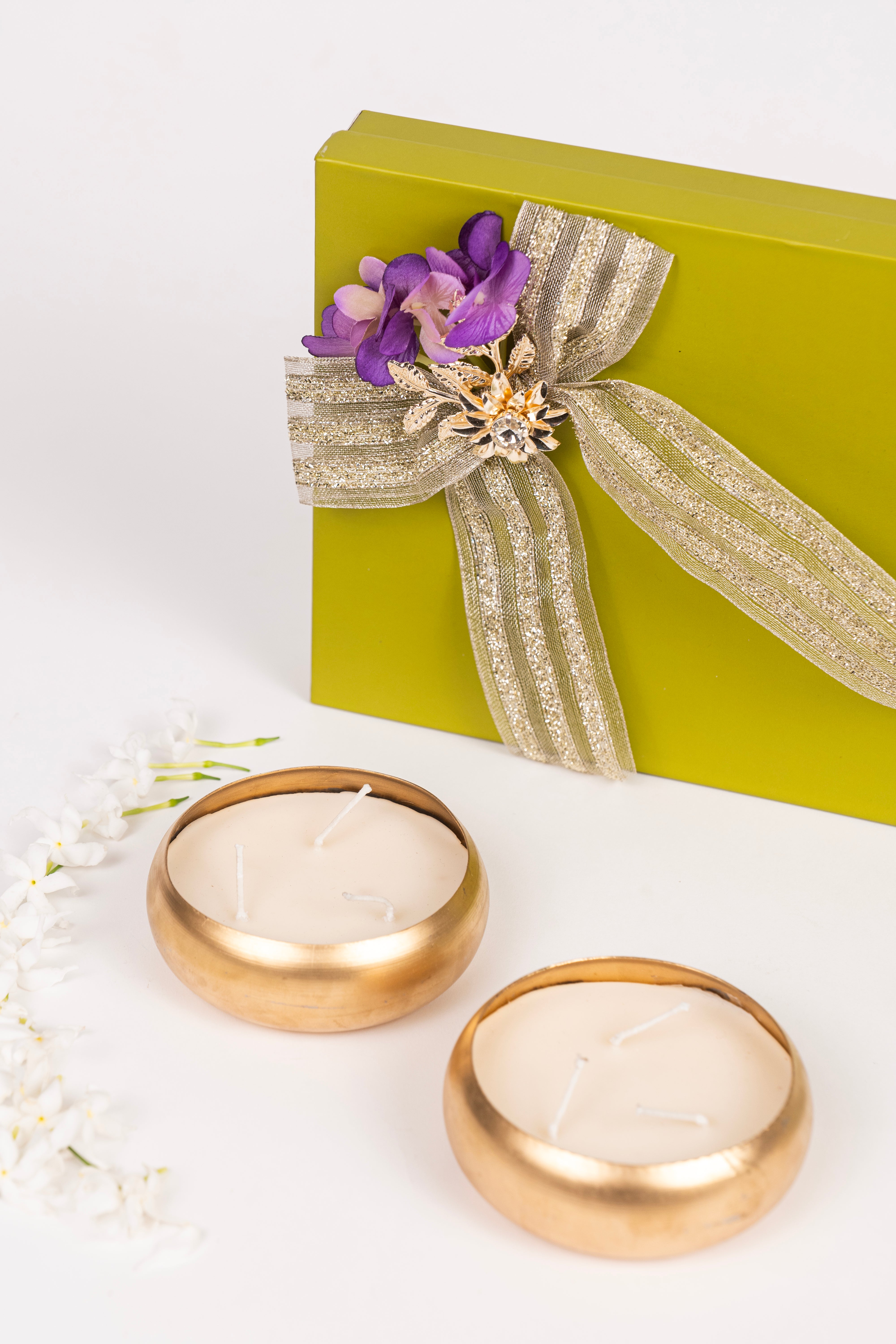 Urli candle gift hamper